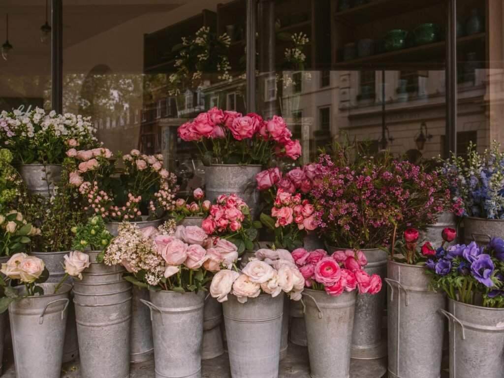 flowers in a shop i ntoronto