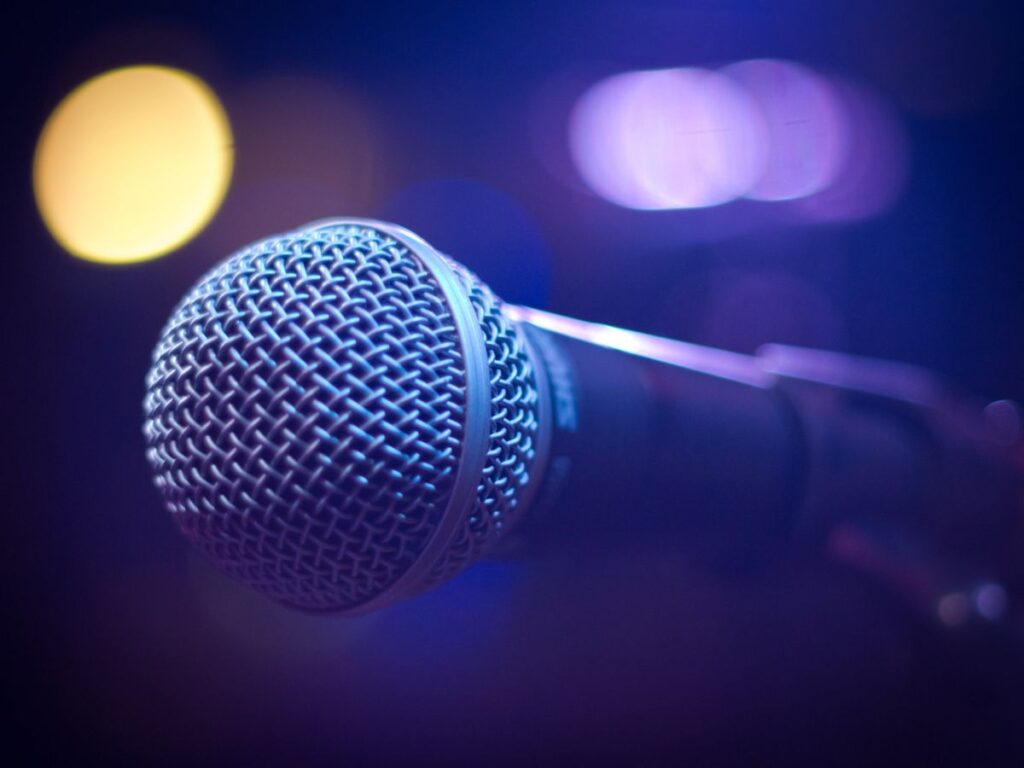 mic closeup