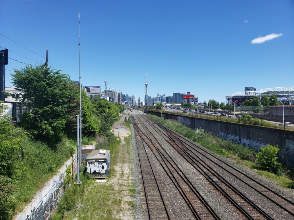 toronto train track