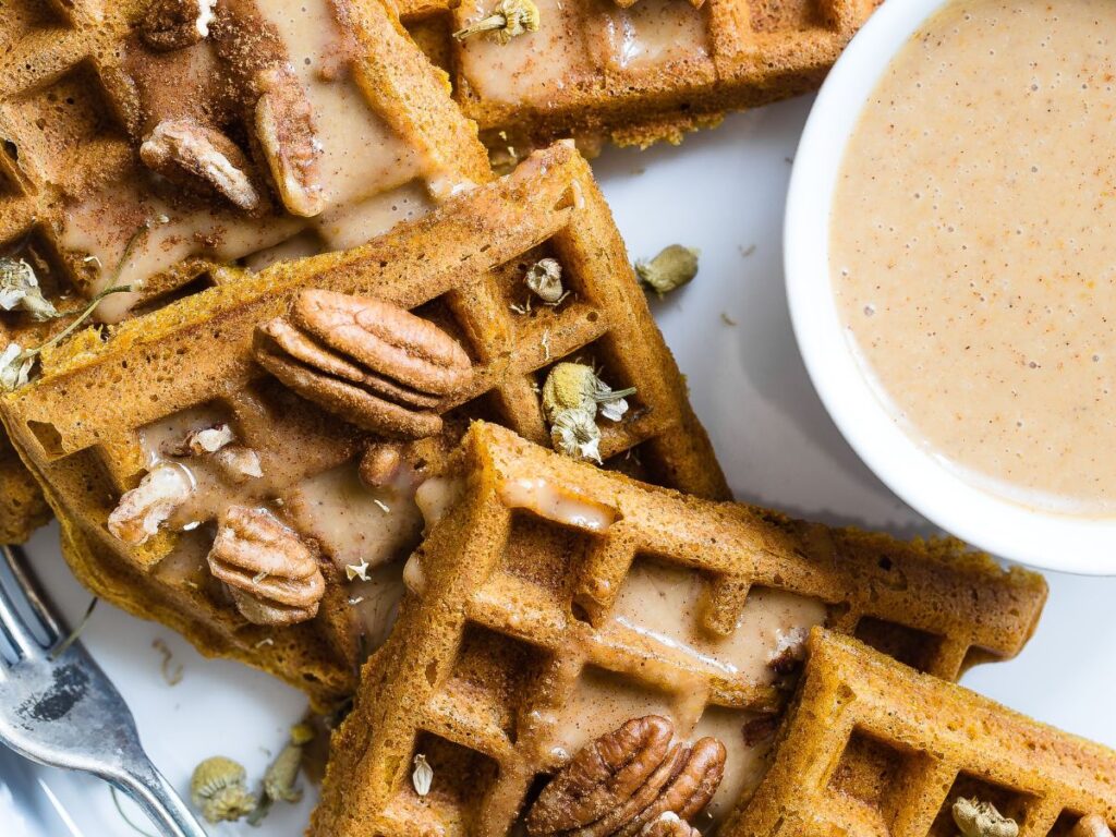 waffles with nuts and tea