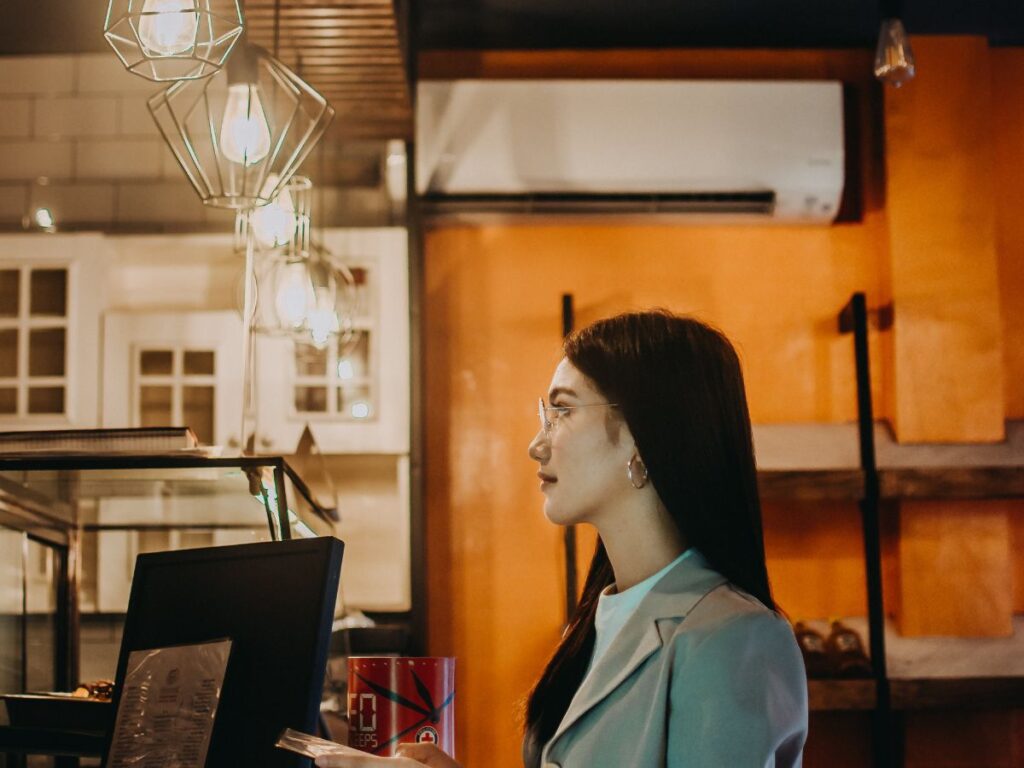 woman buying lights