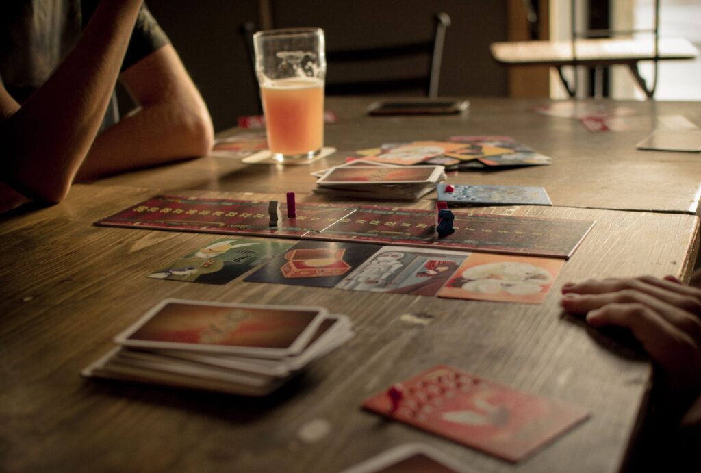 board game in cafe