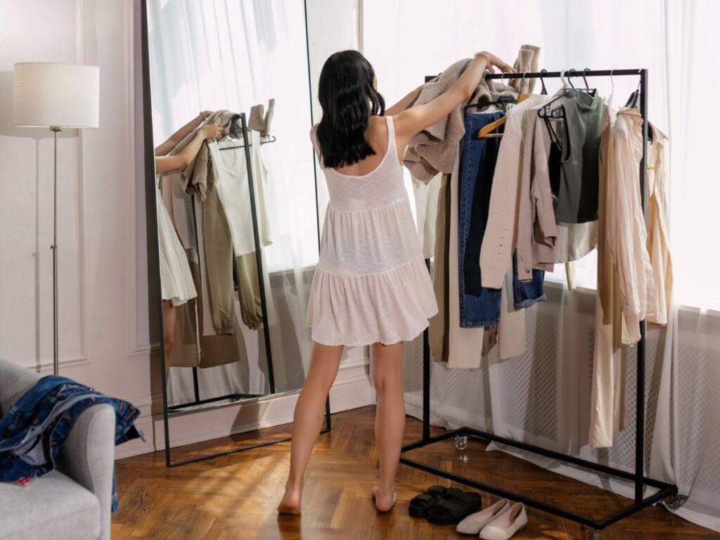 woman trying clothes