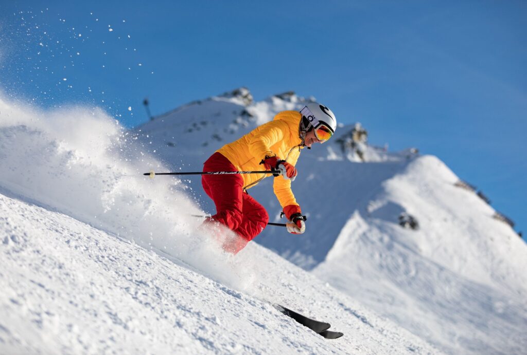 woman skiing