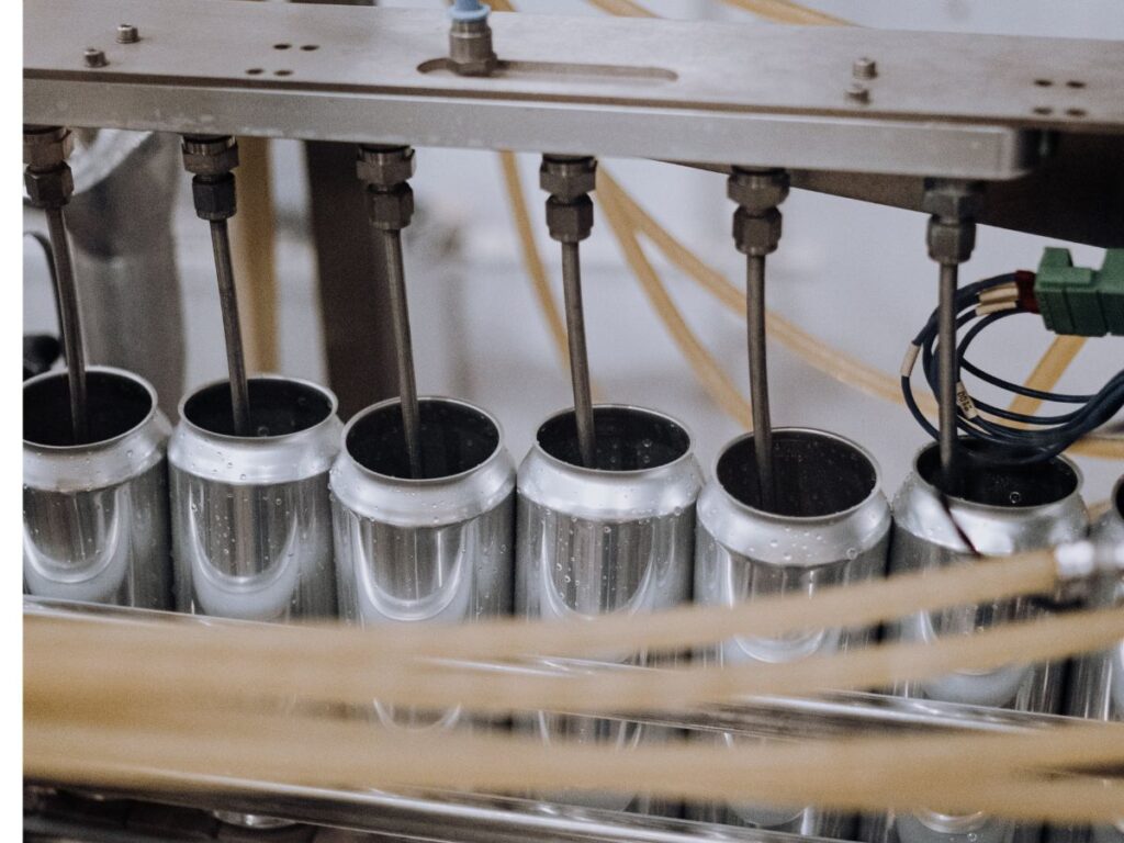 machine filling beer cans