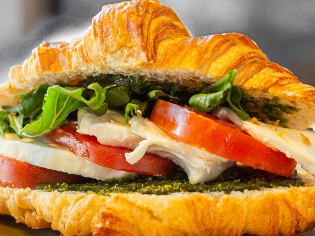 croissant sandwich