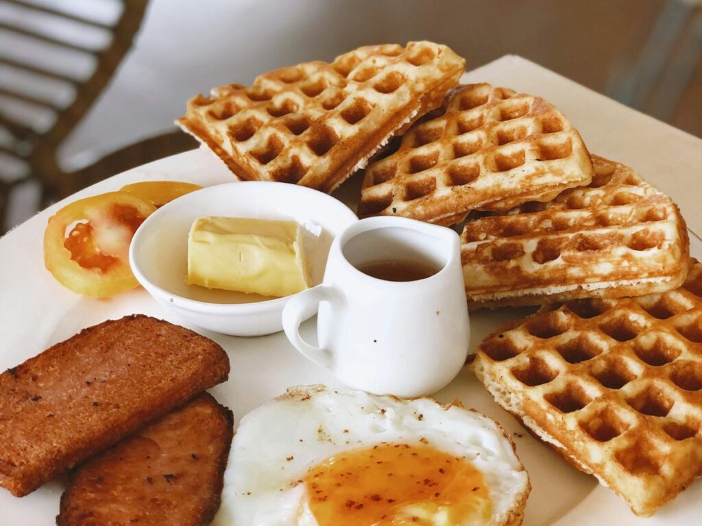 waffles with tea and eggs
