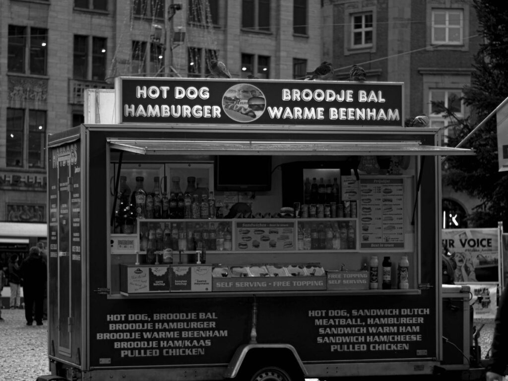 hotdog food truck