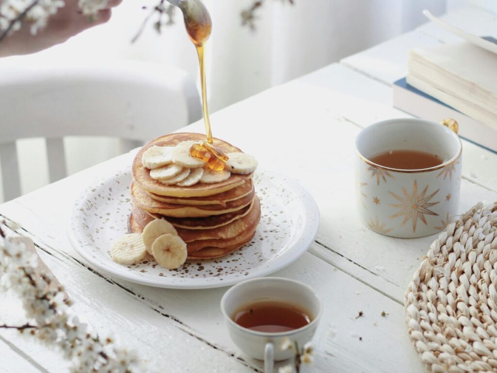 tea with pancakes