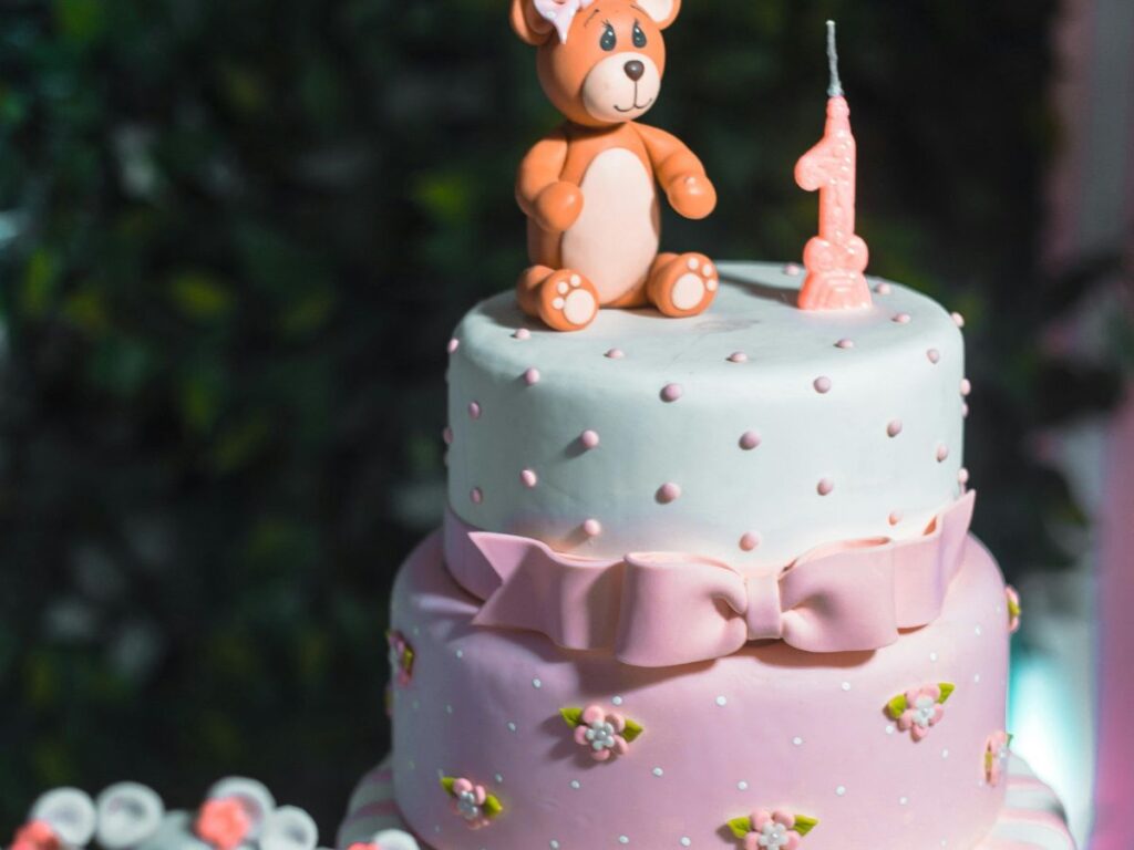 teddy bear birthday cake