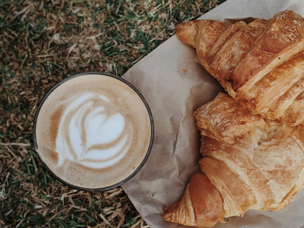 croissants with coffee