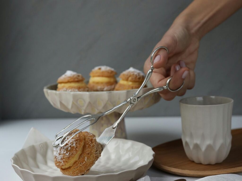 adding dessert to plate