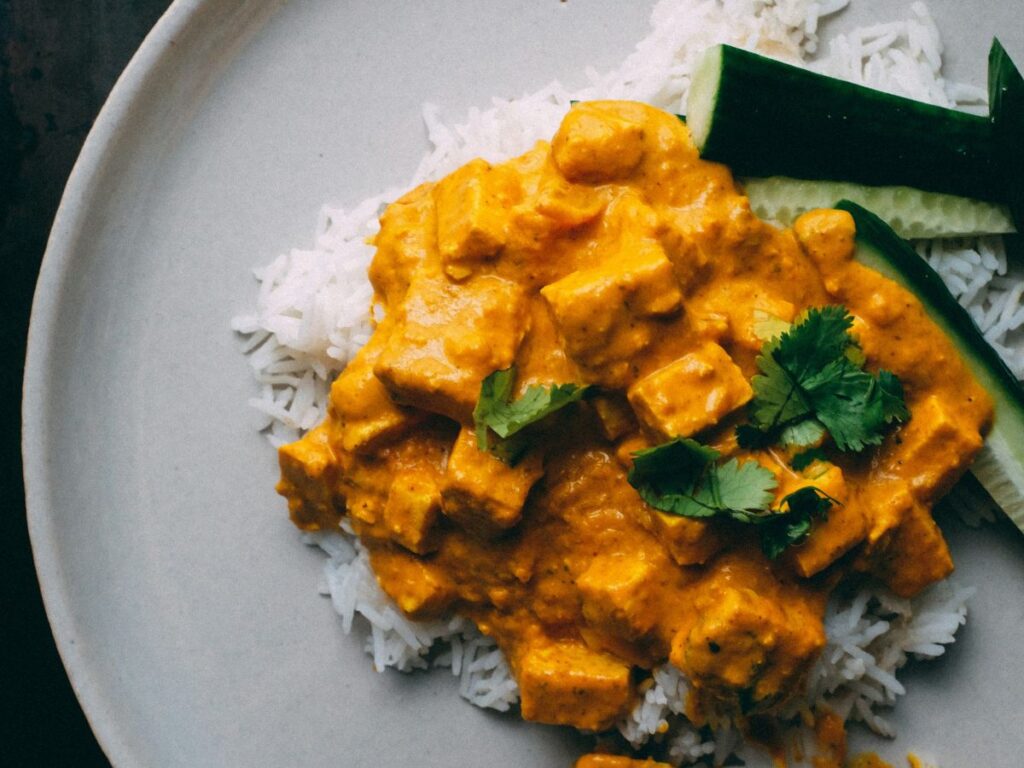 butter chicken on rice