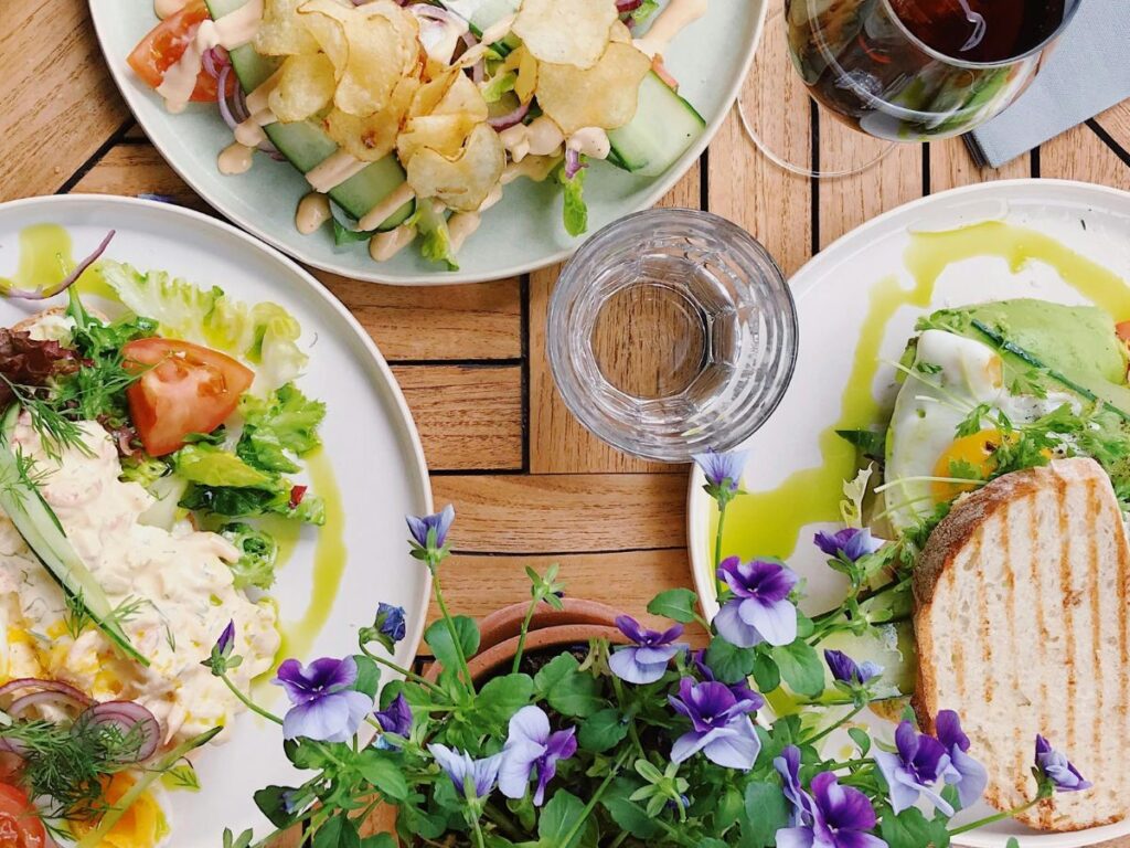 food served in a restaurant