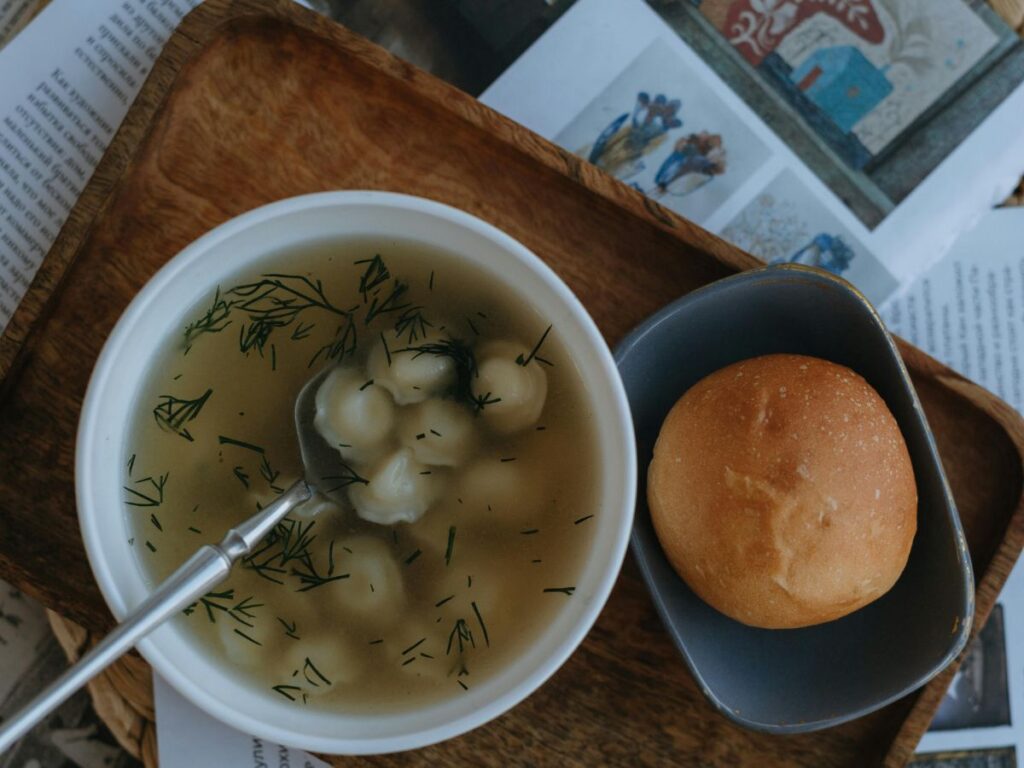 coup dumplings with bun