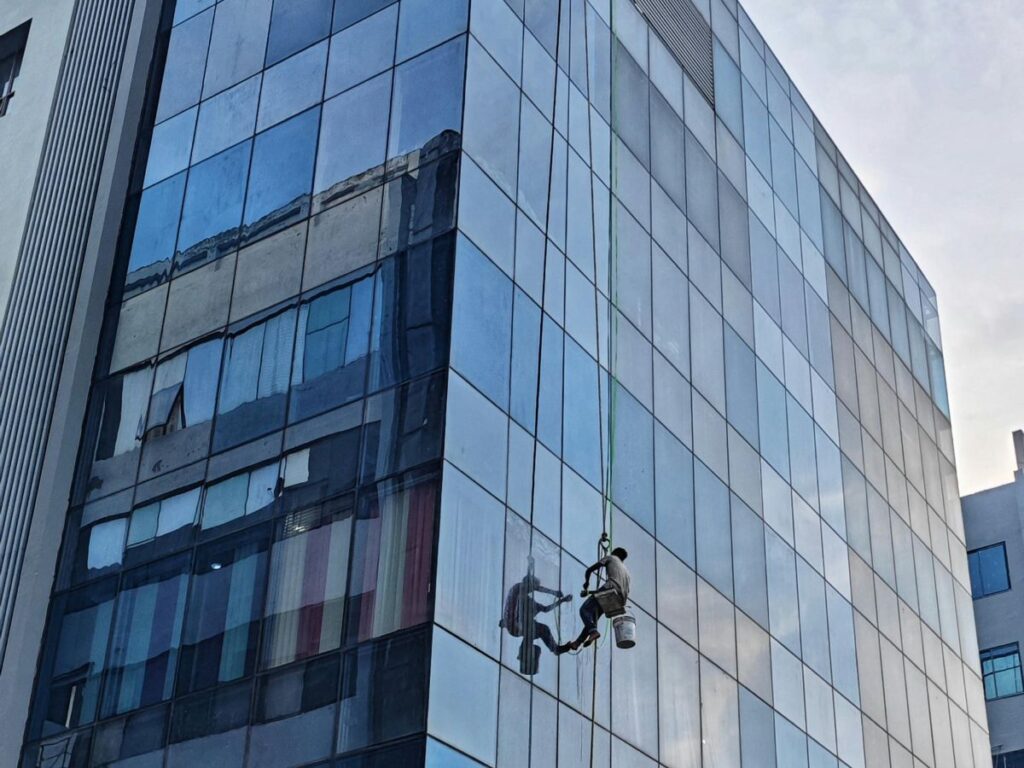 cleaning building's windows