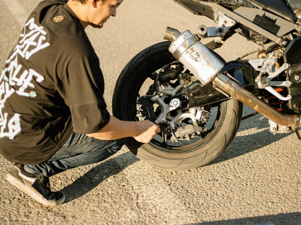 fixing a motorbike tyre