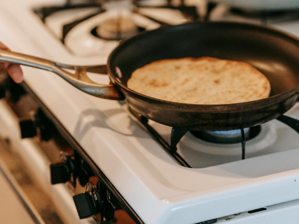 cooking roti