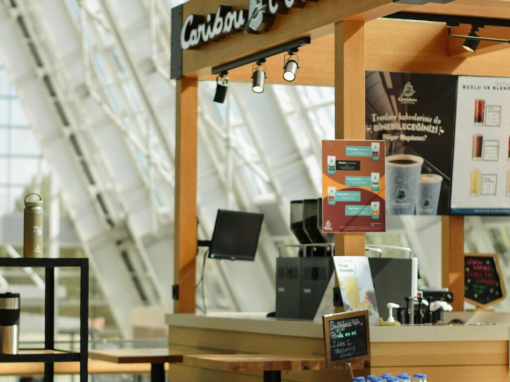 dining cart in a shopping mall