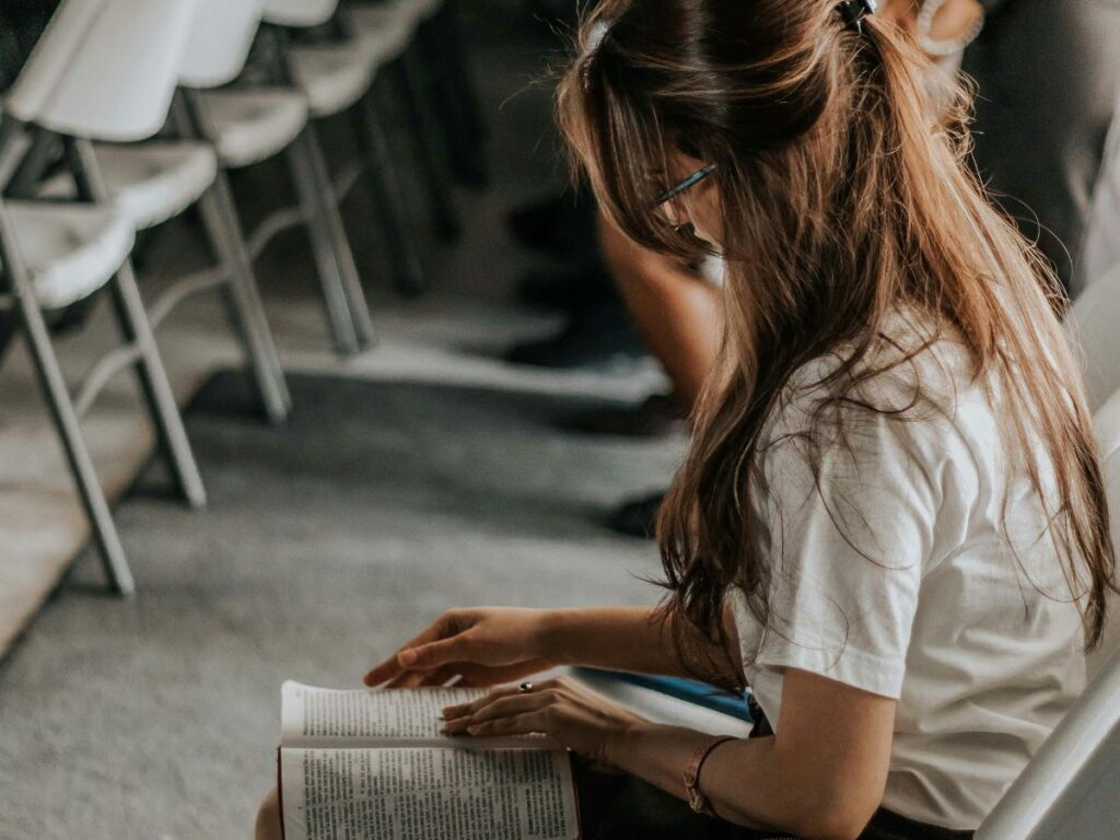 girl studying in a college