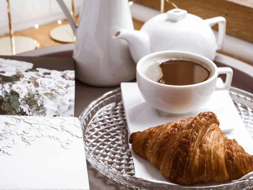 coffee and croissant 