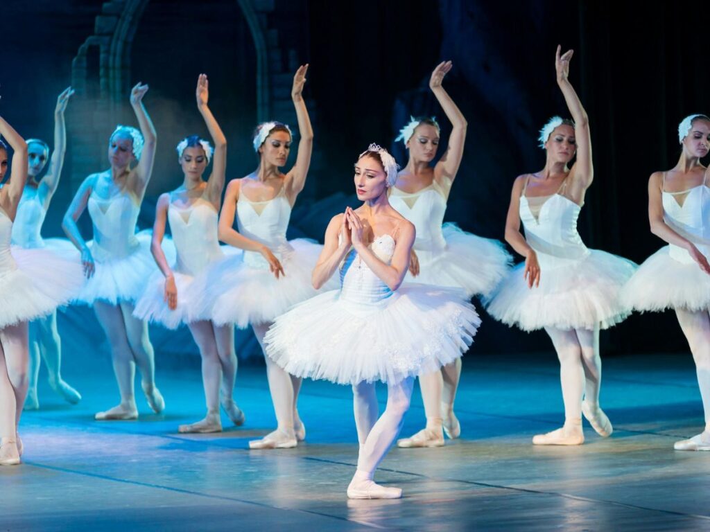 ballet dancers dancing on stage